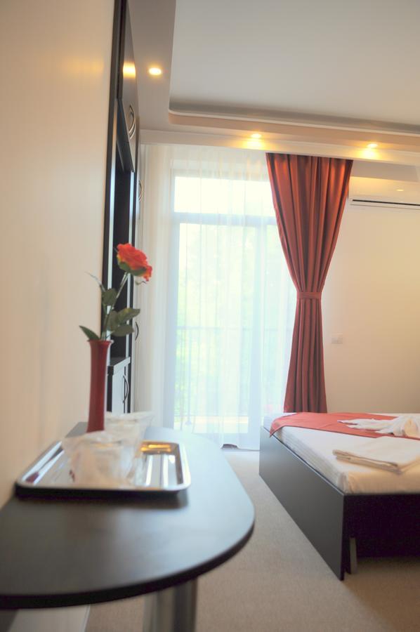 Hotel Evia Eforie Nord Esterno foto